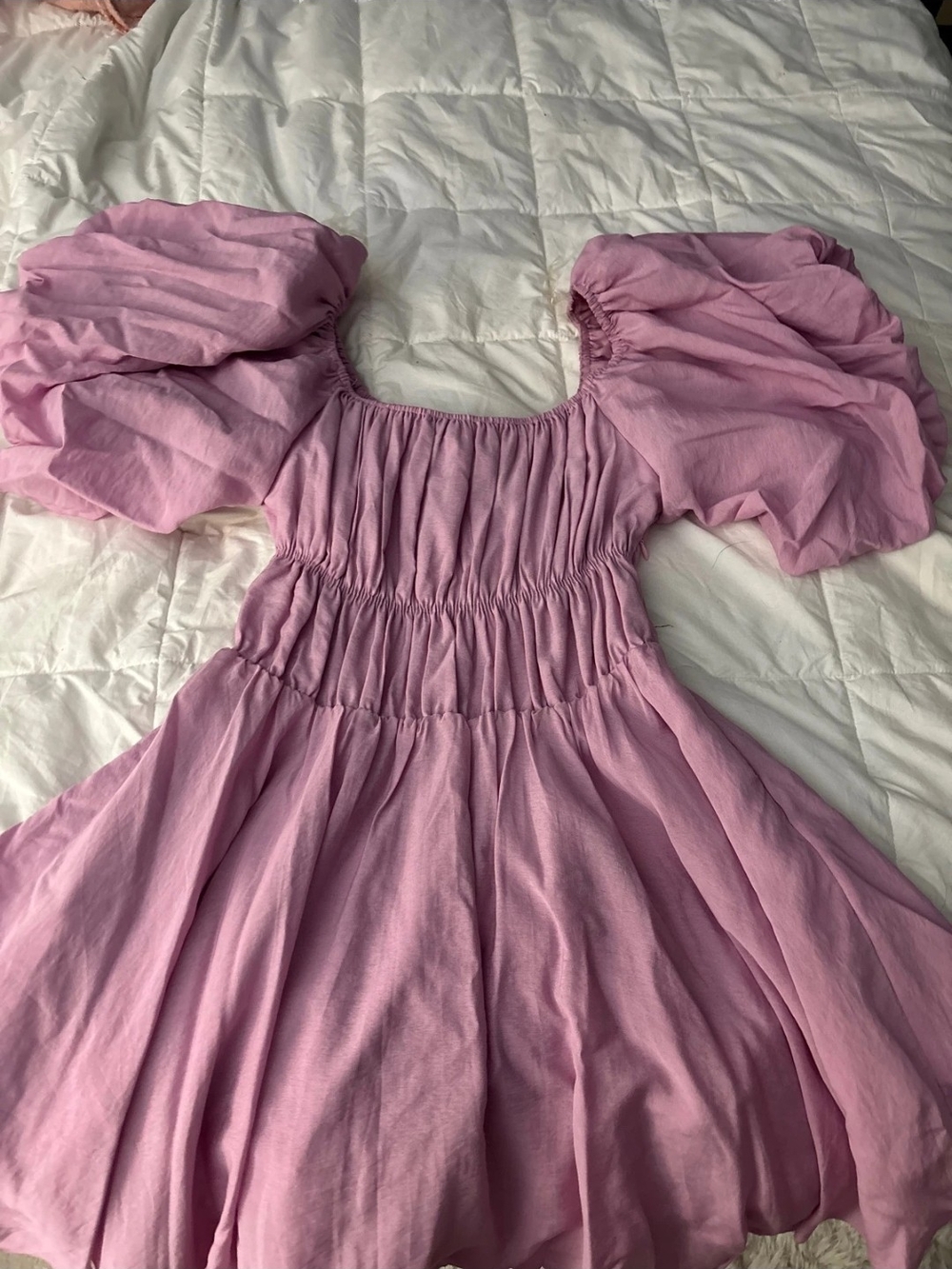 Women's Puff-Sleeve Smocked Dress - Pink